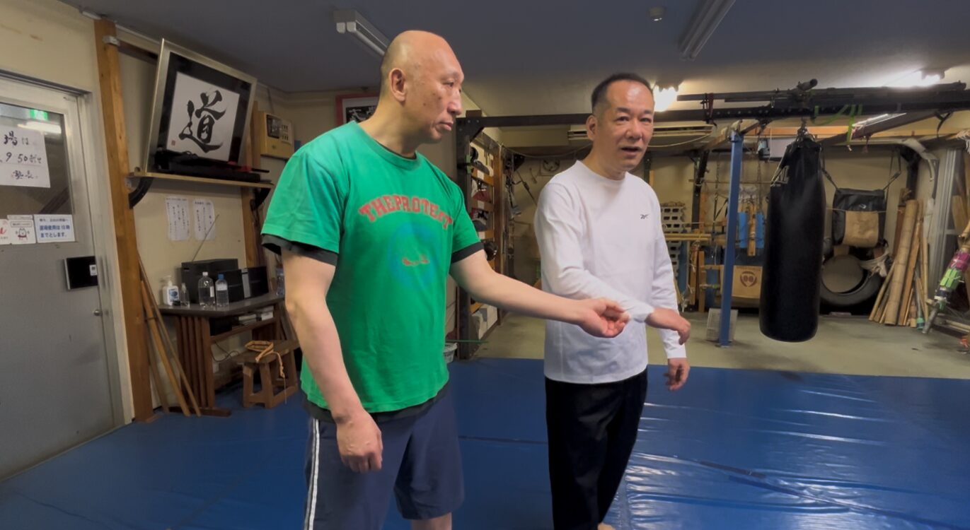 仙川 調布市 スタジオ舞仙 護身術 武道 教室 実戦武術ラボ　脱力 崩し 護身